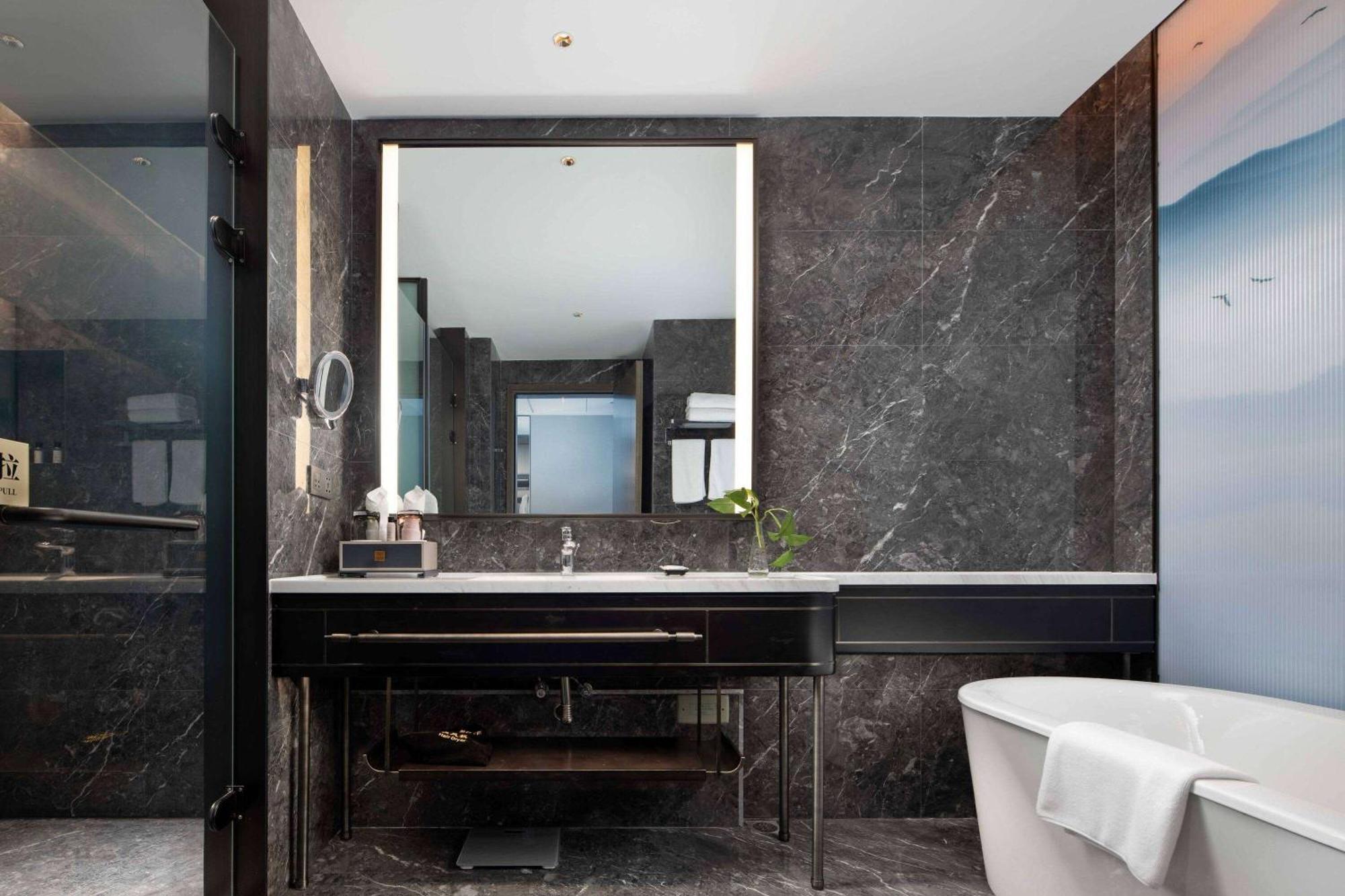 Wyndham Changzhou Liyang Exteriör bild